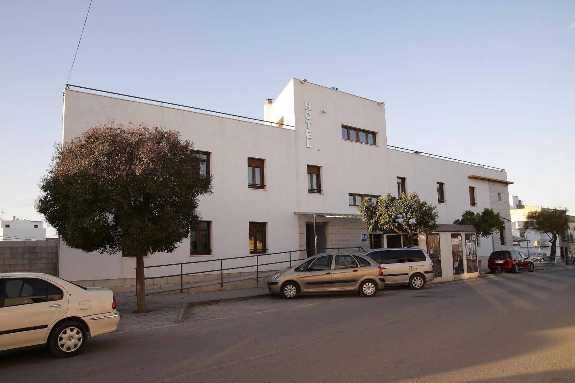Hotel Albanta La Lantejuela Εξωτερικό φωτογραφία